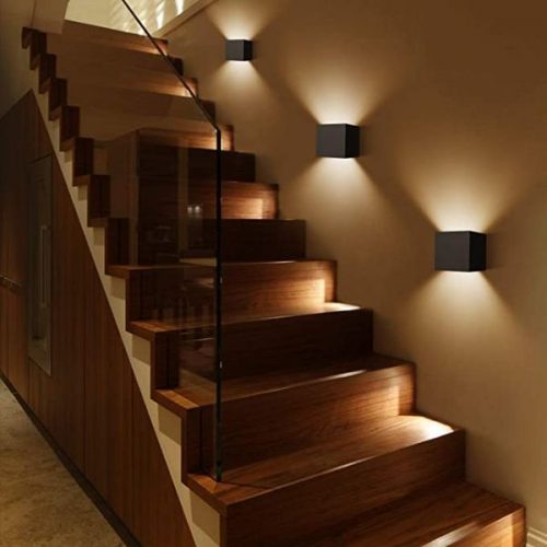 Zidna LED lampa
