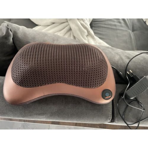 Masažer u obliku jastuka